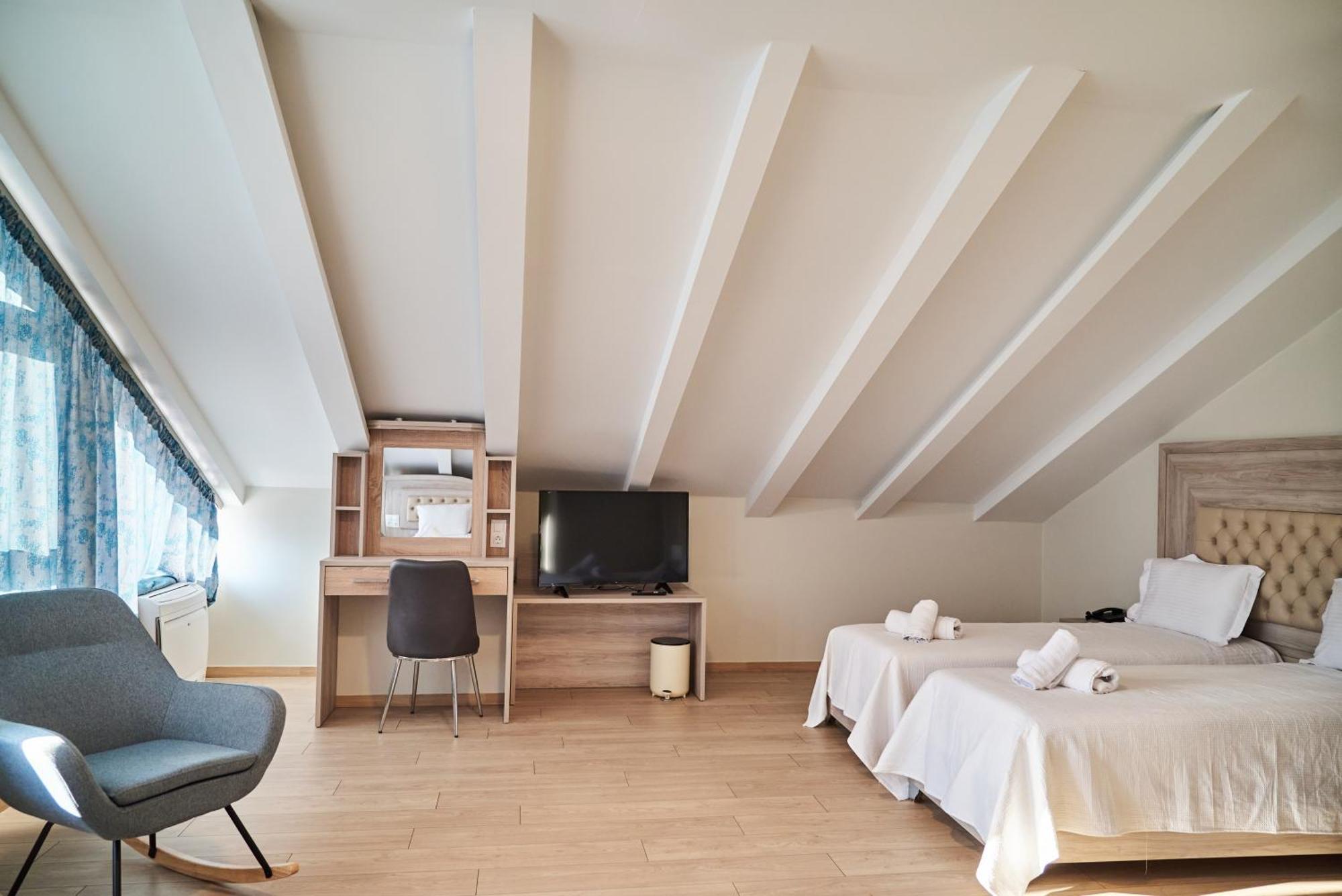 Famissi Sofita 7 Aparthotel Kalampáka Ngoại thất bức ảnh
