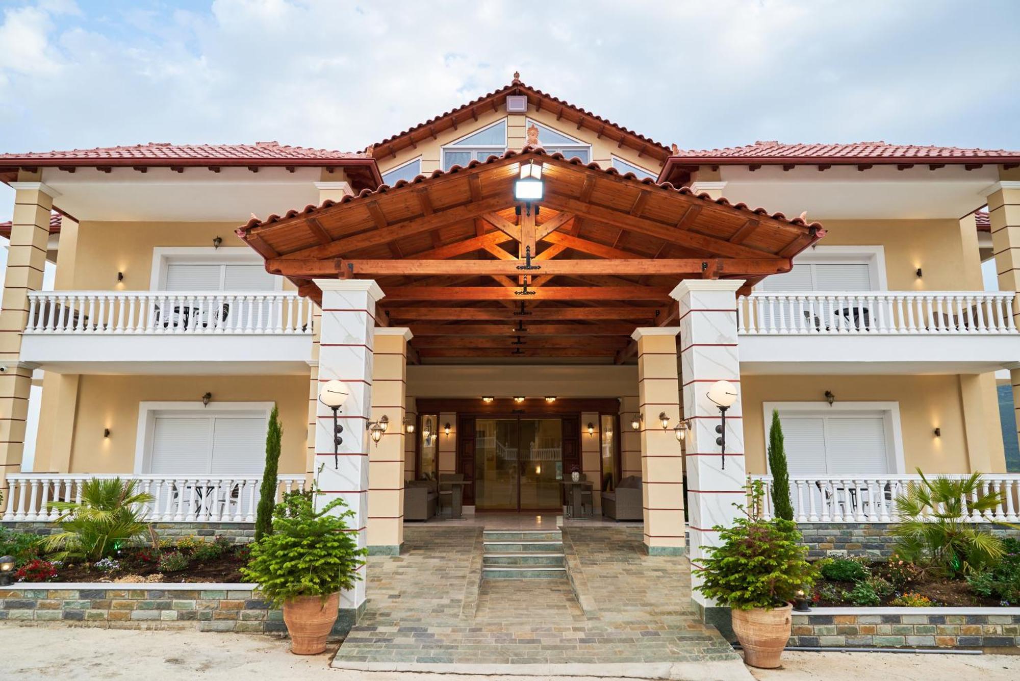 Famissi Sofita 7 Aparthotel Kalampáka Ngoại thất bức ảnh